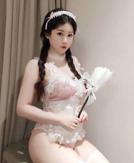 《河边洗澡裸体》在线观看_剧情片全集免费观看