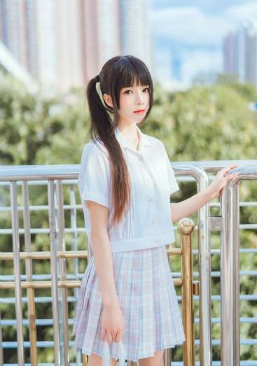 日本真人吃奶头_剧情片完整在线观看